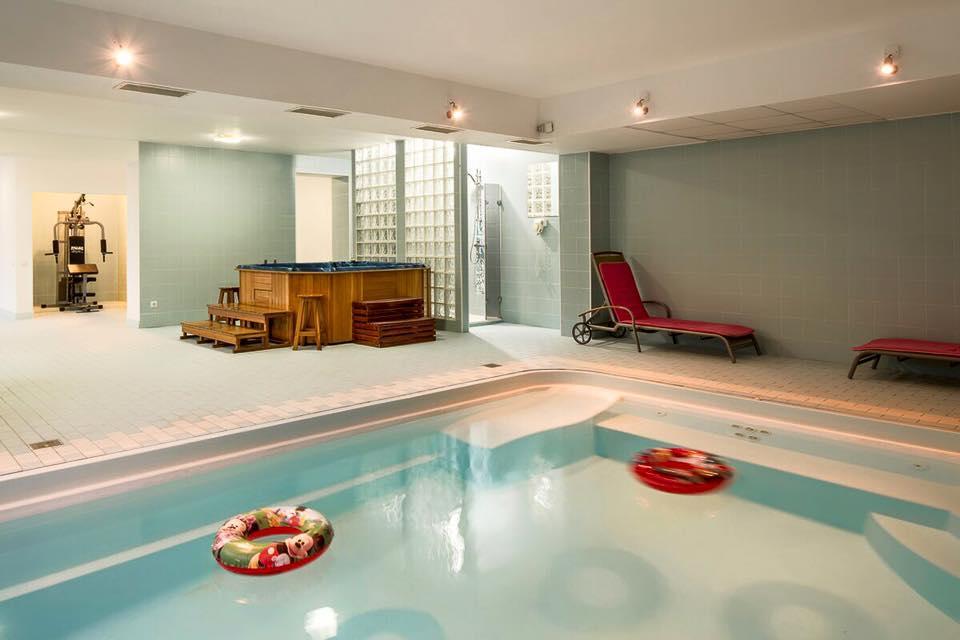 Vila Pinul Si Mesteacanul Hotel Пояна Брашов Екстериор снимка